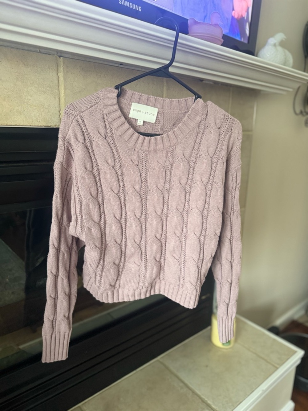 Cropped Cable Knit Sweater in Mauve
